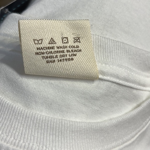 NWT Simply Southern White T-Shirt “Love All That You Do” Size Medium - Picture 6 of 10